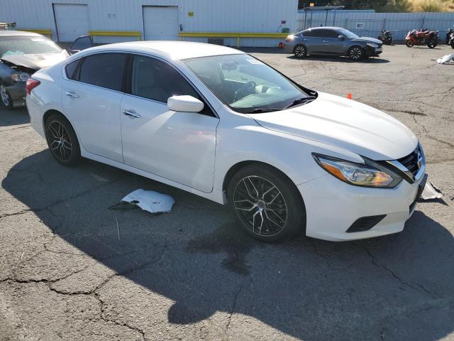  NISSAN ALTIMA 2017 Белый
