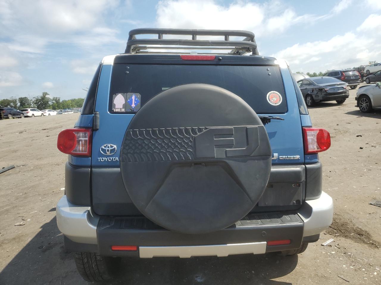 2011 Toyota Fj Cruiser VIN: JTEBU4BF2BK110489 Lot: 64169235