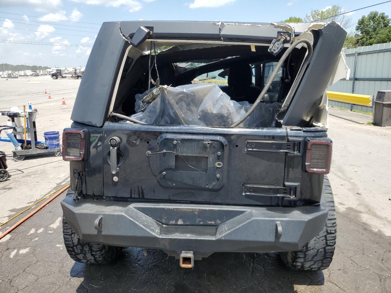 2011 Jeep Wrangler Unlimited Sahara VIN: 1J4BA5H15BL537765 Lot: 64553855