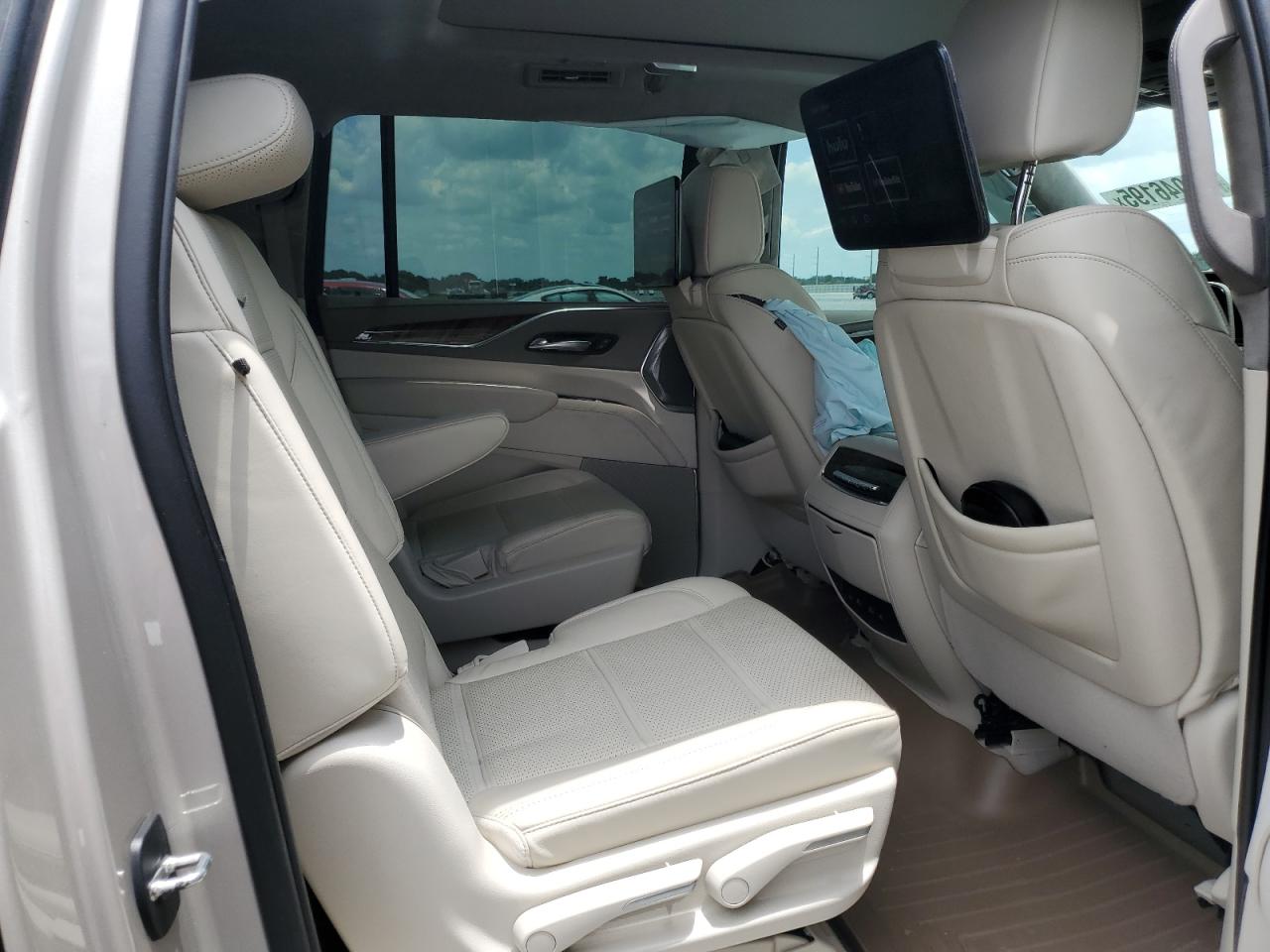 2023 Cadillac Escalade Esv Sport Platinum VIN: 1GYS4RKLXPR142901 Lot: 64046195