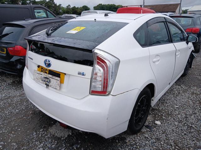 2015 TOYOTA PRIUS HYBR