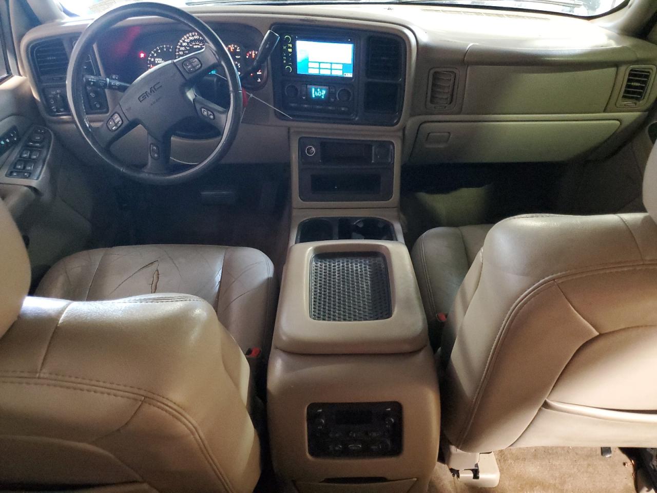 2005 GMC Yukon VIN: 1GKEK13T85J162086 Lot: 64590245