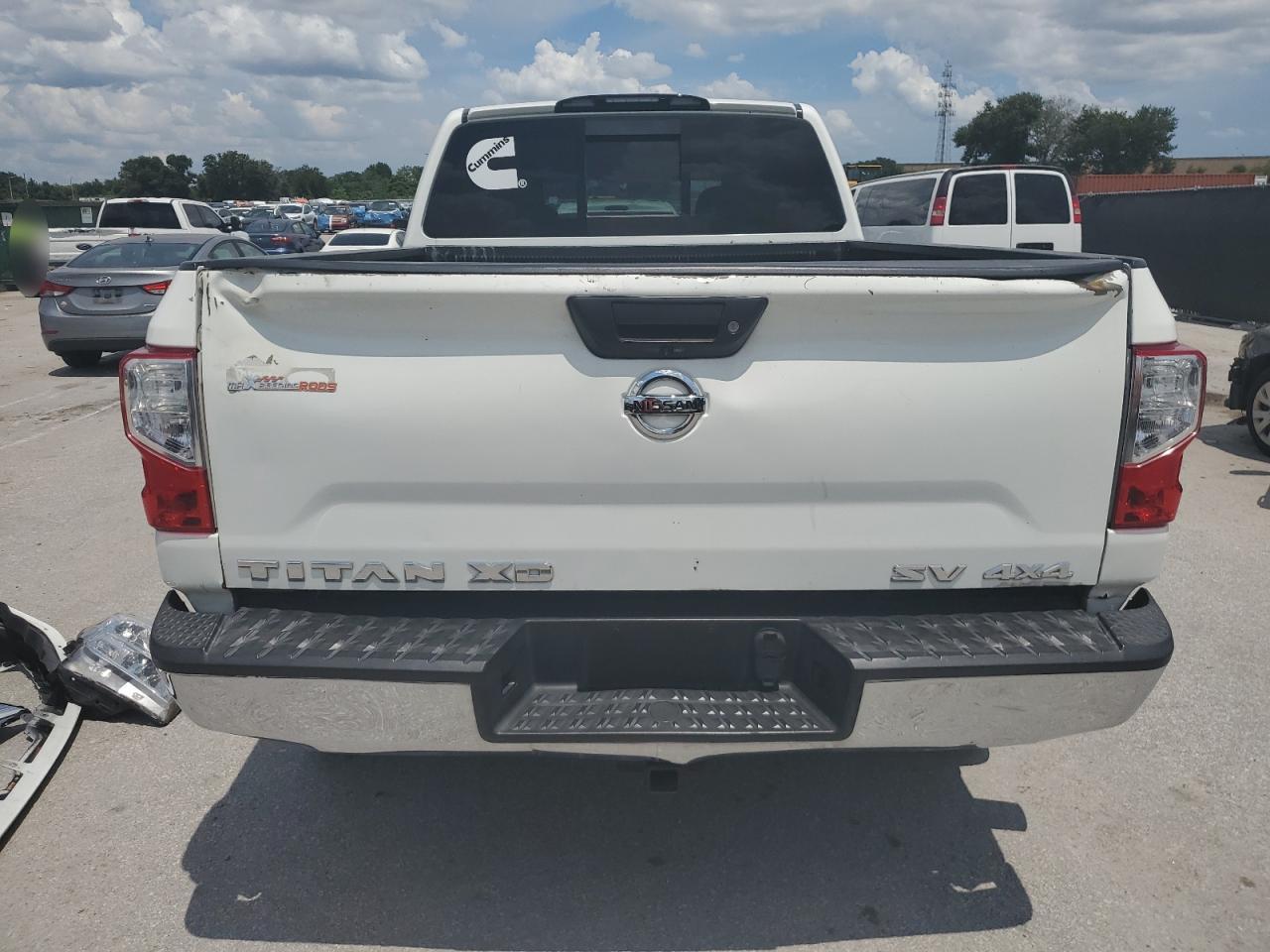 1N6BA1F31JN526166 2018 Nissan Titan Xd S