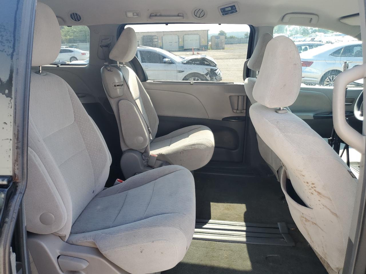2015 Toyota Sienna Le VIN: 5TDKK3DC2FS659194 Lot: 64504655