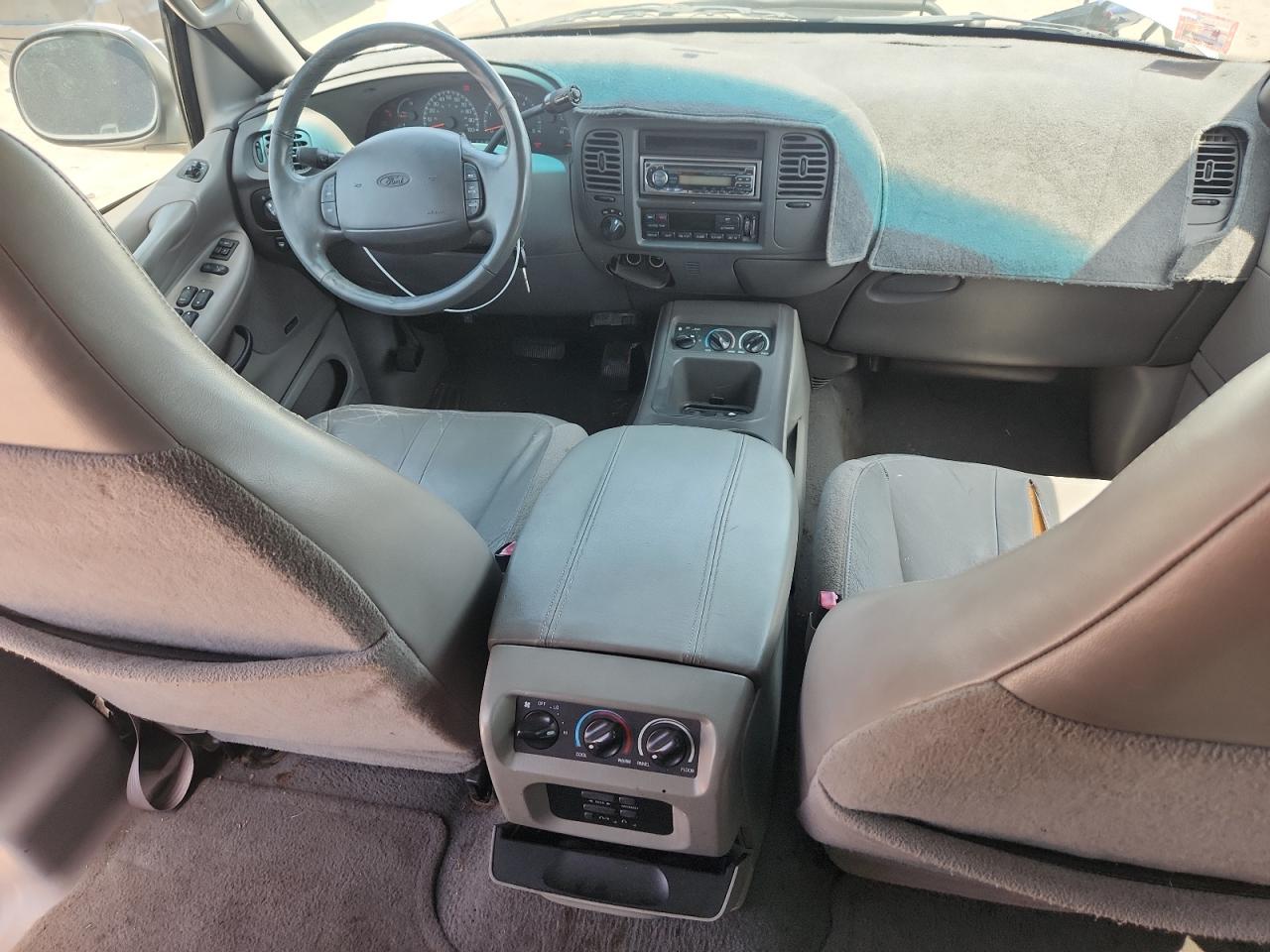 2000 Ford Expedition Eddie Bauer VIN: 1FMPU18L2YLC49428 Lot: 65583415