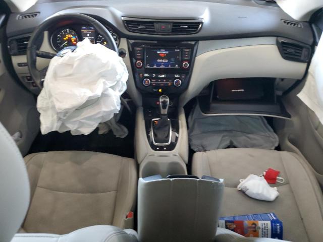  NISSAN ROGUE 2020 Srebrny