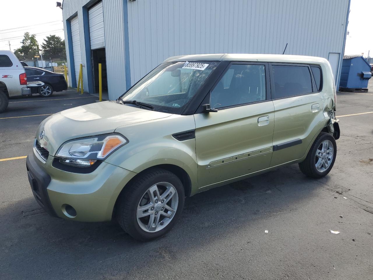 2010 Kia Soul + VIN: KNDJT2A20A7191242 Lot: 65997925