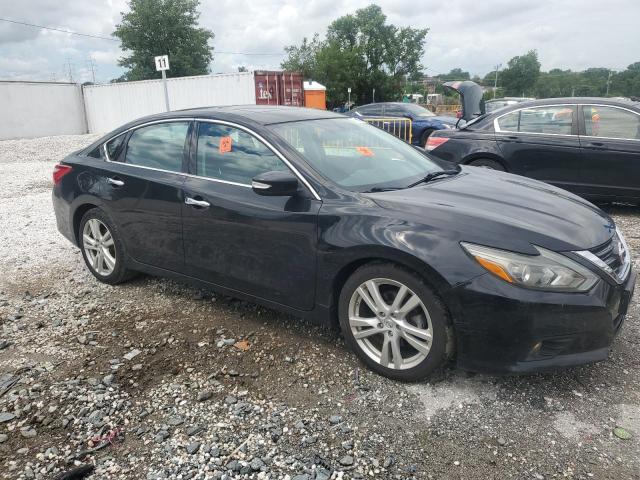 NISSAN ALTIMA 2016 Черный