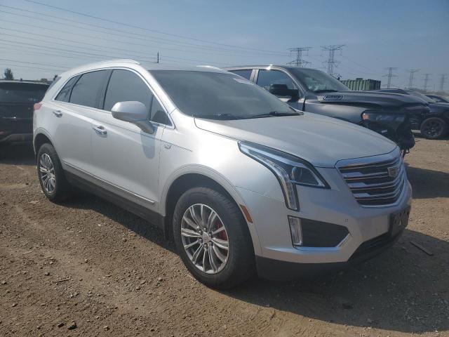  CADILLAC XT5 2019 Серебристый