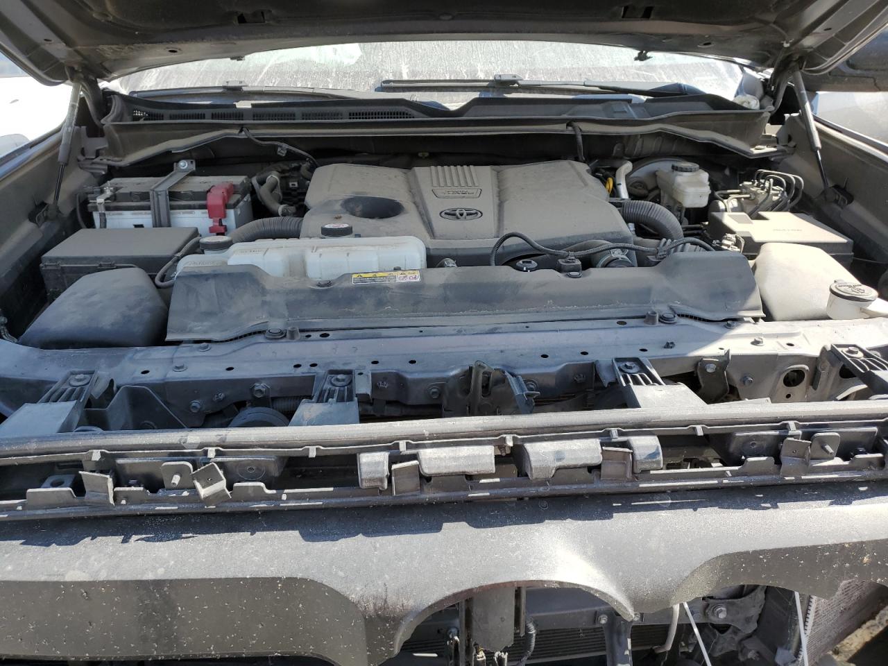 2022 Toyota Tundra Crewmax Sr VIN: 5TFLA5DBXNX055640 Lot: 63535385