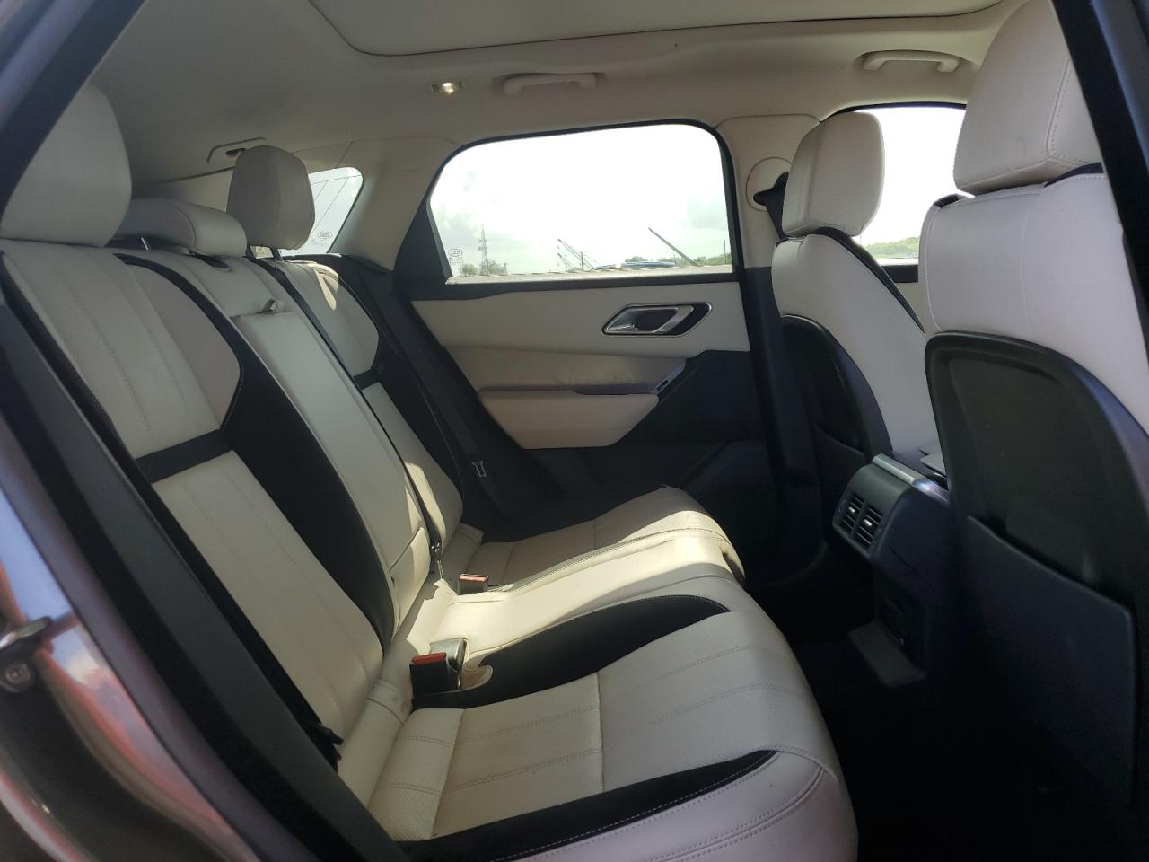 2019 Land Rover Range Rover Velar S VIN: SALYB2EX9KA216000 Lot: 63816345
