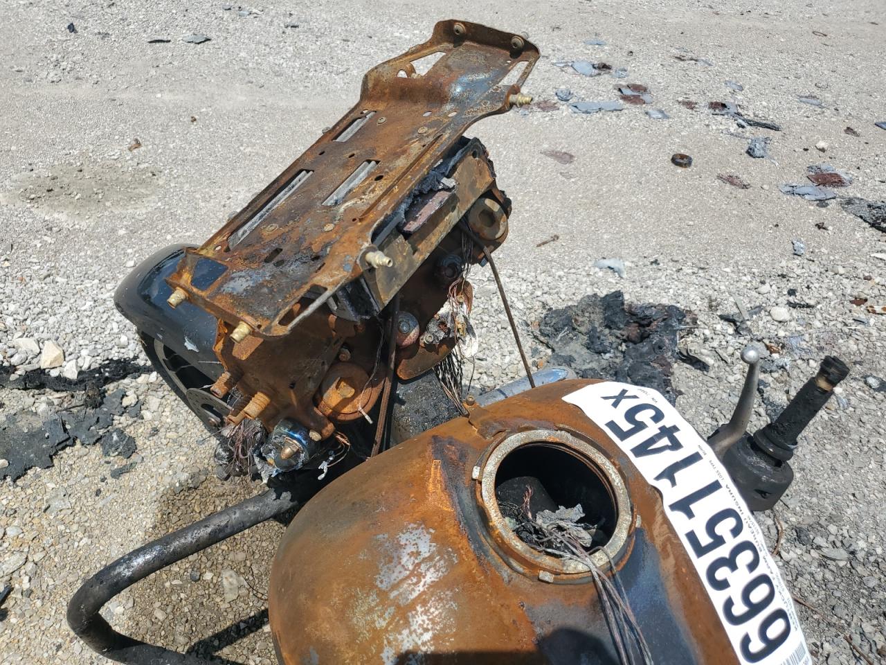 2014 Harley-Davidson Flhx Street Glide VIN: 1HD1KBM19EB713440 Lot: 66351145