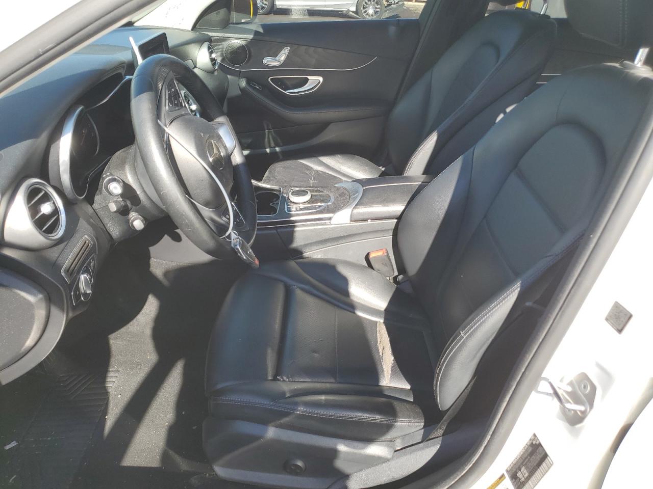 2017 Mercedes-Benz C 300 VIN: 55SWF4JB6HU233375 Lot: 63048395
