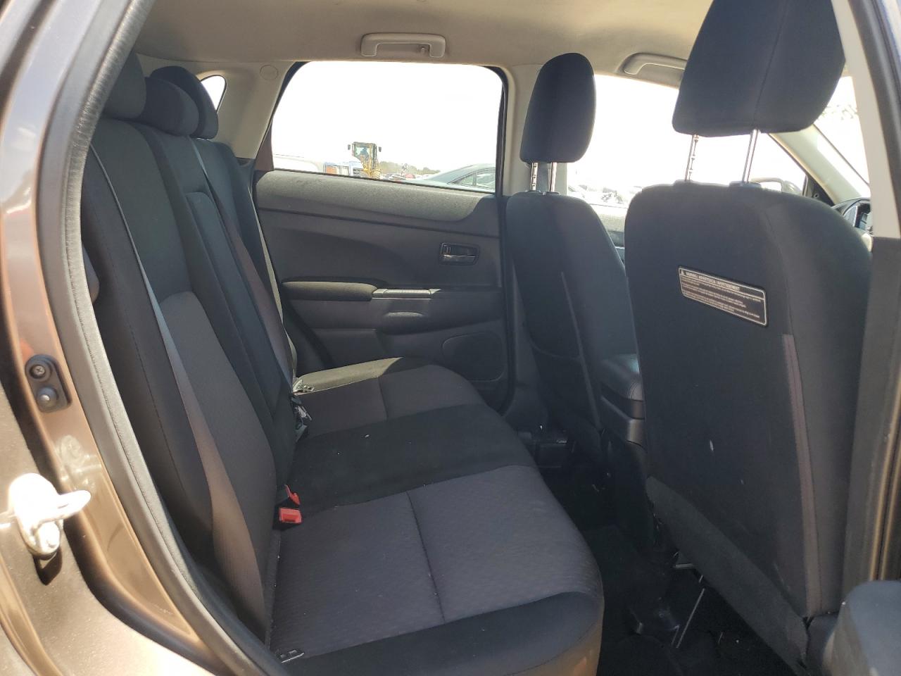 2018 Mitsubishi Outlander Sport Es VIN: JA4AP3AU3JU008939 Lot: 65534655