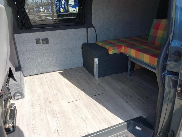 2005 VOLKSWAGEN T-SPORTER