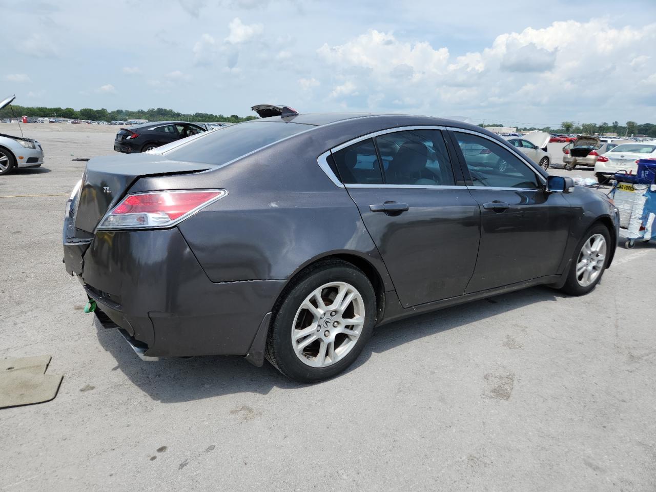 Фото: 19UUA8F24AA018164