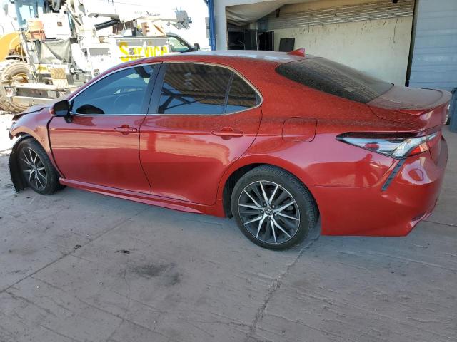  TOYOTA CAMRY 2022 Czerwony