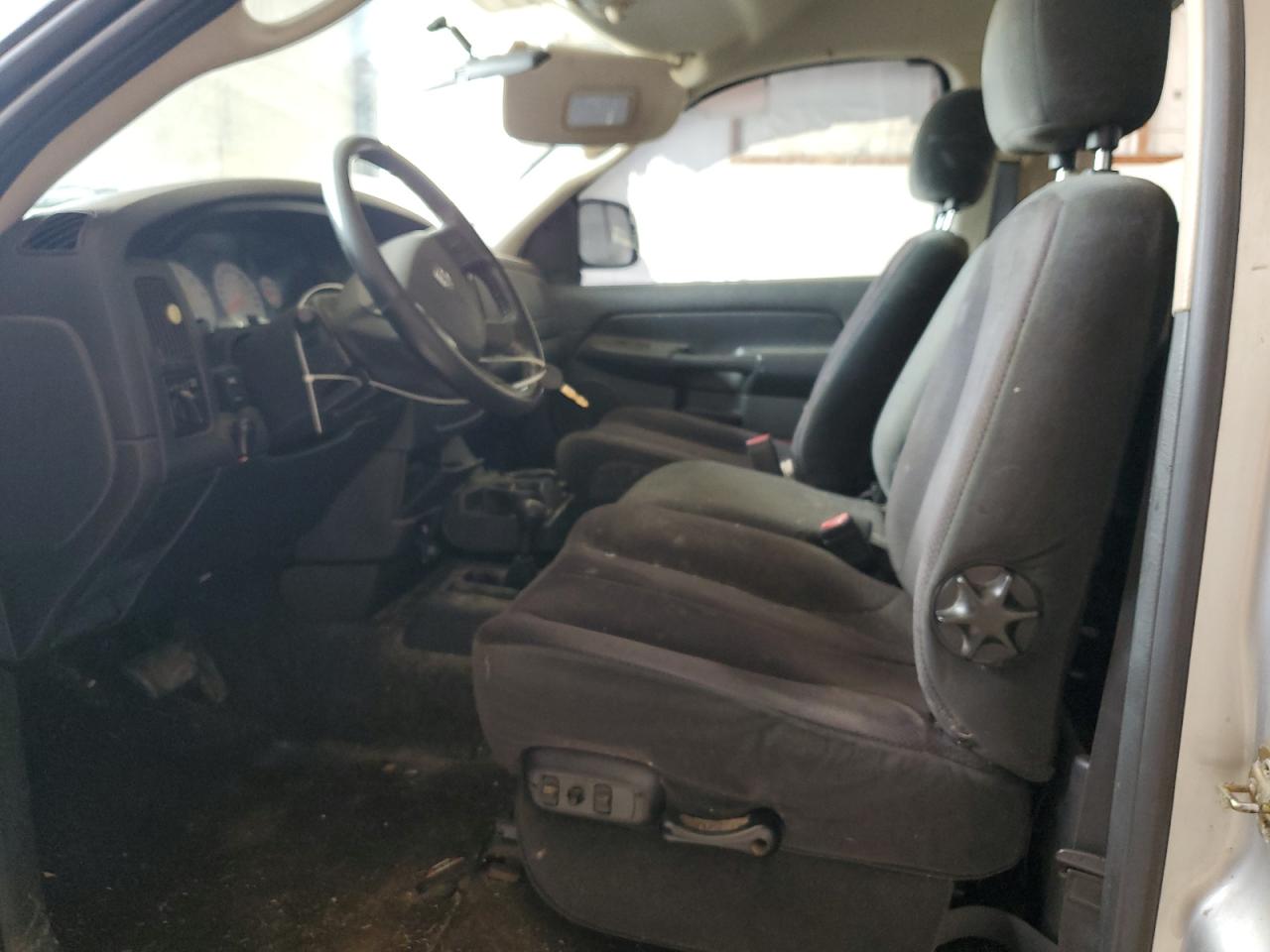 2005 Dodge Ram 1500 St VIN: 1D7HU16N85J655286 Lot: 60437475