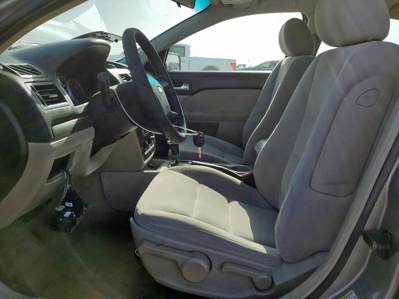 2008 Ford Fusion S VIN: 3FAHP06Z28R125863 Lot: 65255825