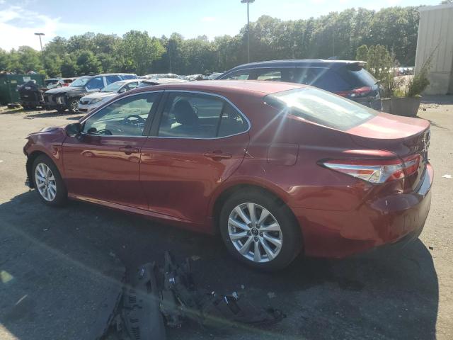  TOYOTA CAMRY 2018 Czerwony