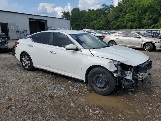  NISSAN ALTIMA 2019 Белы