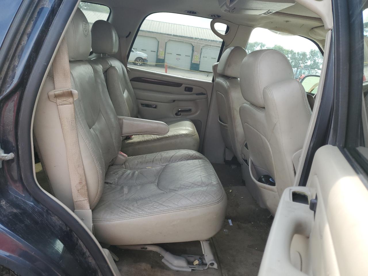 2005 Cadillac Escalade Luxury VIN: 1GYEK63N85R169609 Lot: 62768285