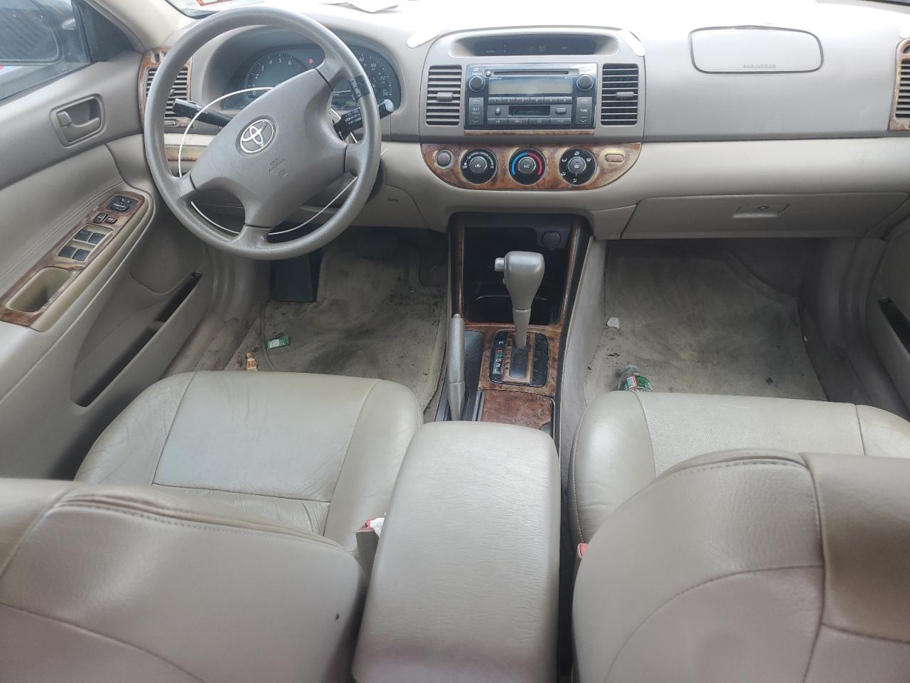 2003 Toyota Camry Le VIN: 4T1BE32K33U138280 Lot: 65726705