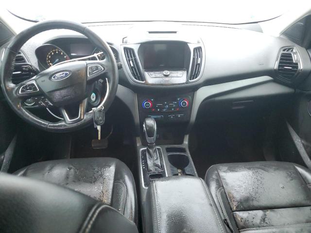  FORD ESCAPE 2018 Srebrny