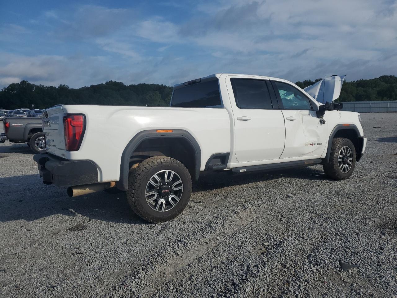 2021 GMC Sierra K2500 At4 VIN: 1GT49PEY0MF312384 Lot: 64641445
