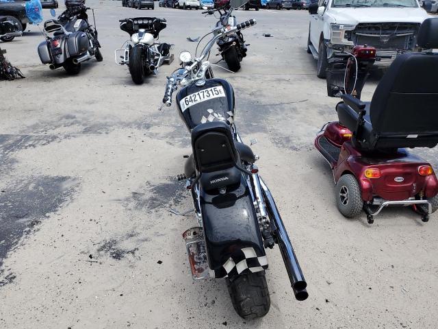 2001 HONDA VT1100 C2  