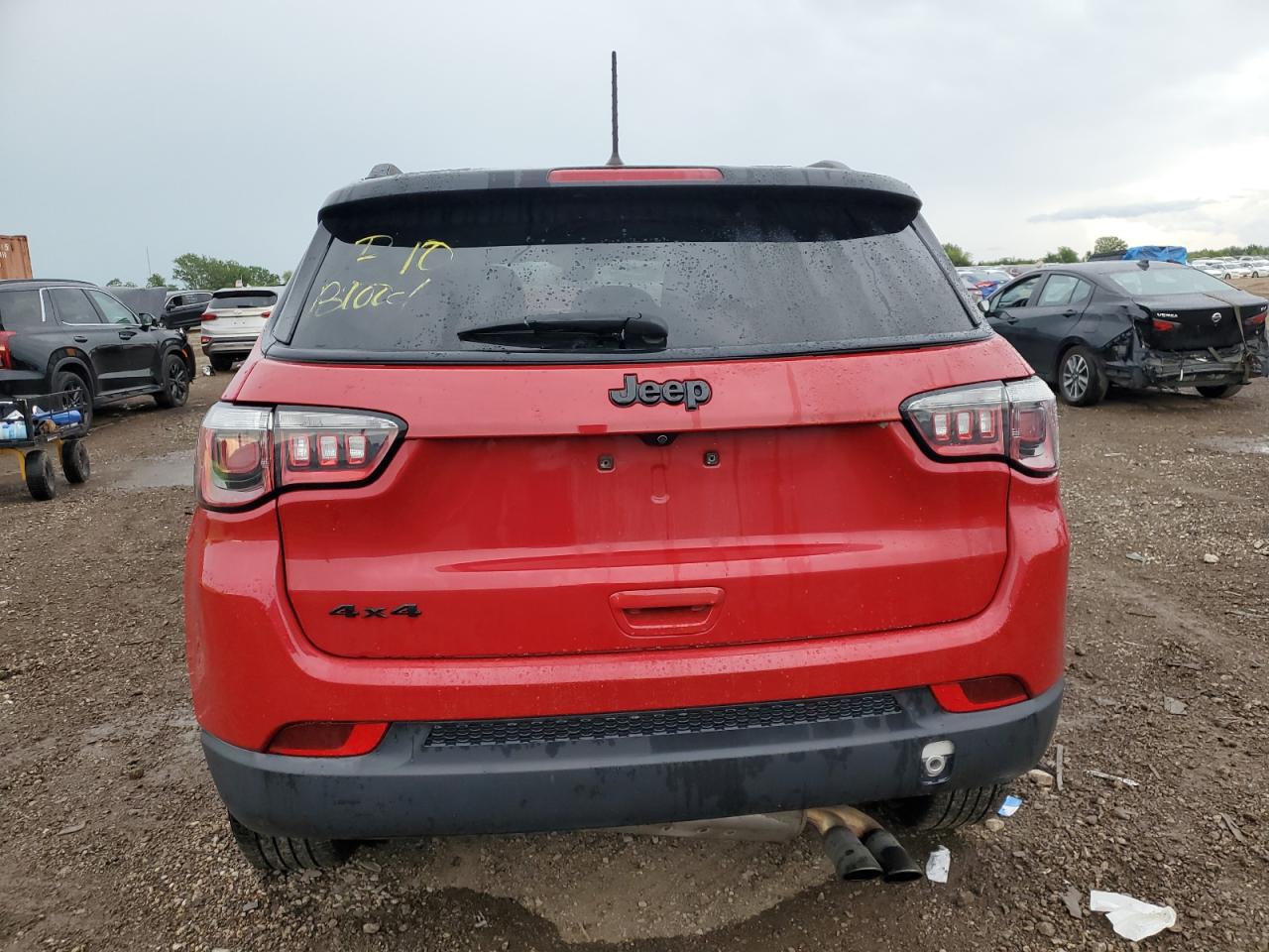 2018 Jeep Compass Latitude VIN: 3C4NJDBB2JT400560 Lot: 65285215