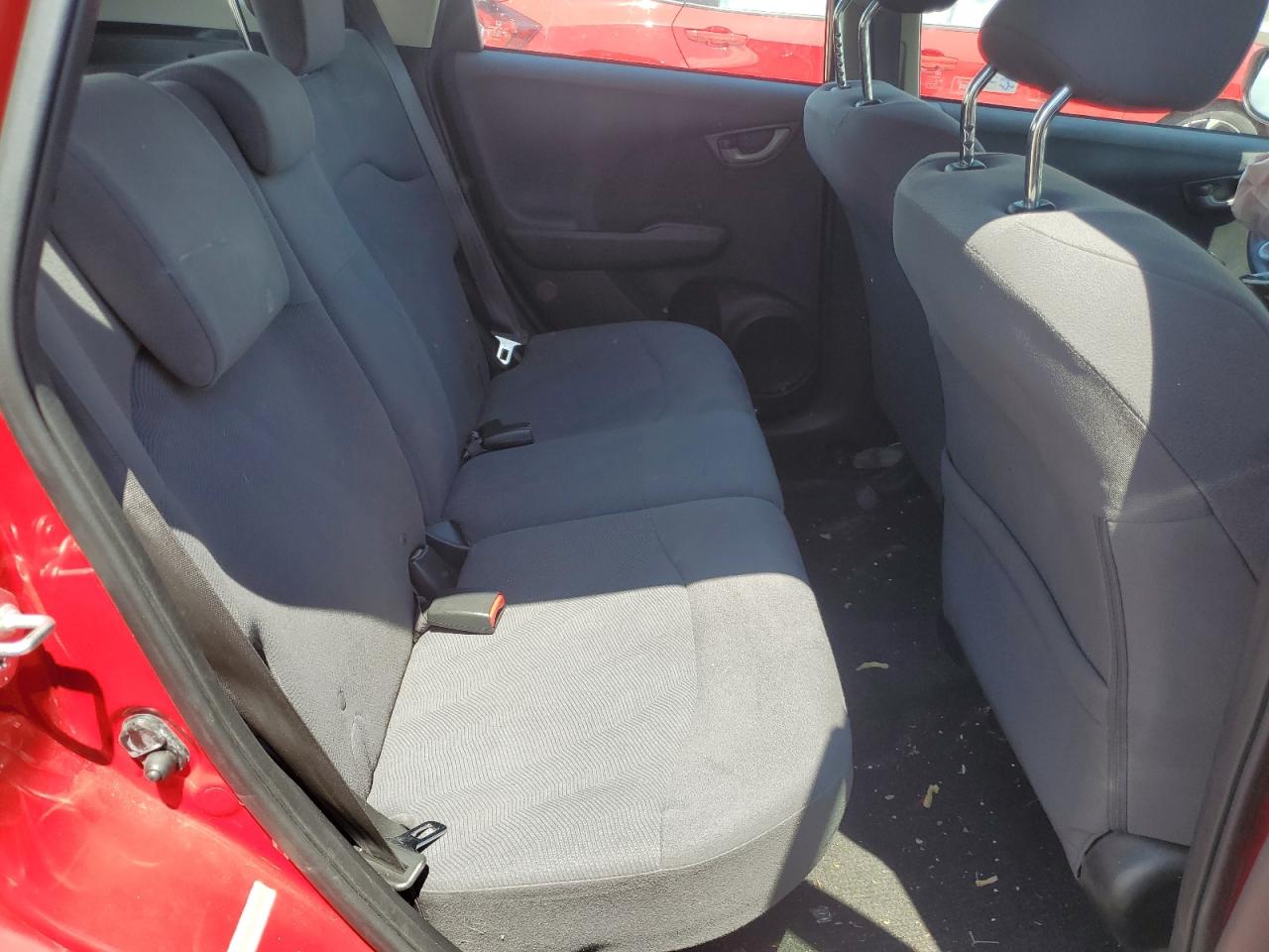 2013 Honda Fit VIN: JHMGE8H32DC082670 Lot: 64087225