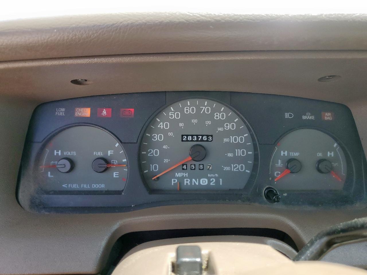 1998 Mercury Grand Marquis Gs VIN: 2MEFM74W1WX688797 Lot: 65945755