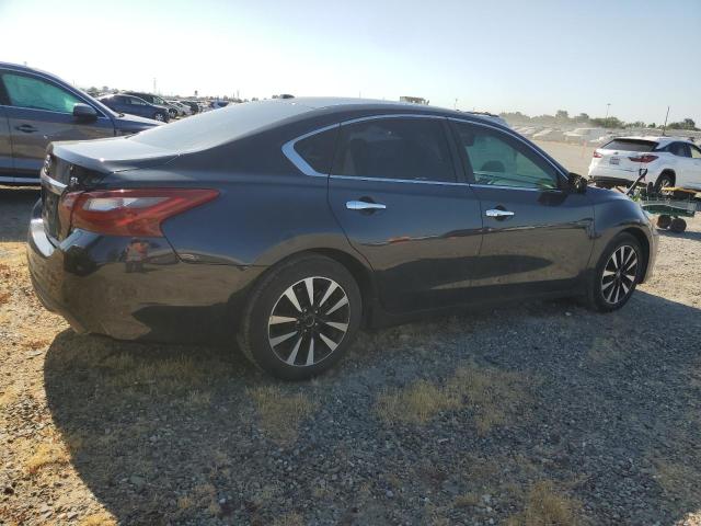  NISSAN ALTIMA 2018 Granatowy