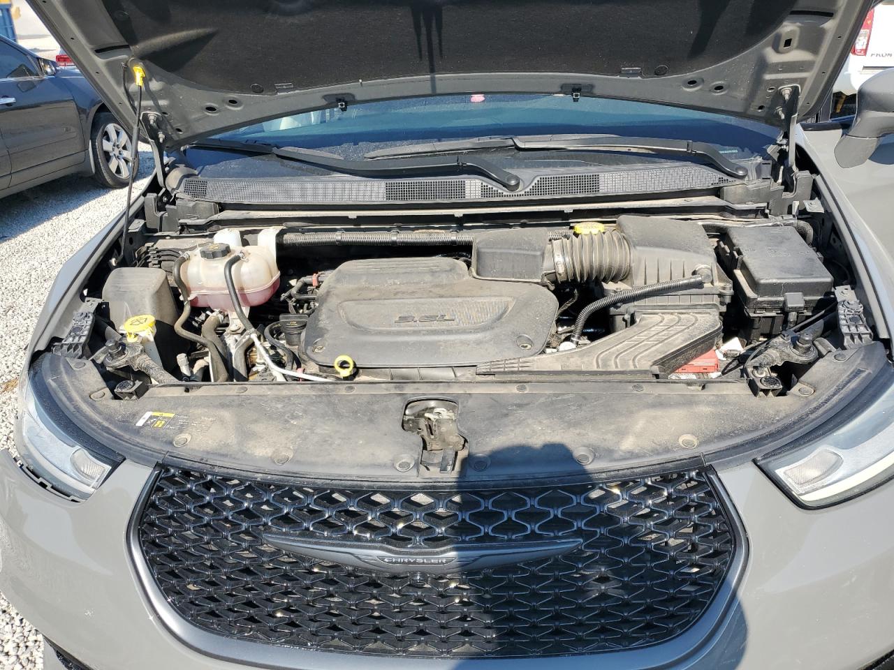 2021 Chrysler Pacifica Touring VIN: 2C4RC1FG7MR557816 Lot: 62388135
