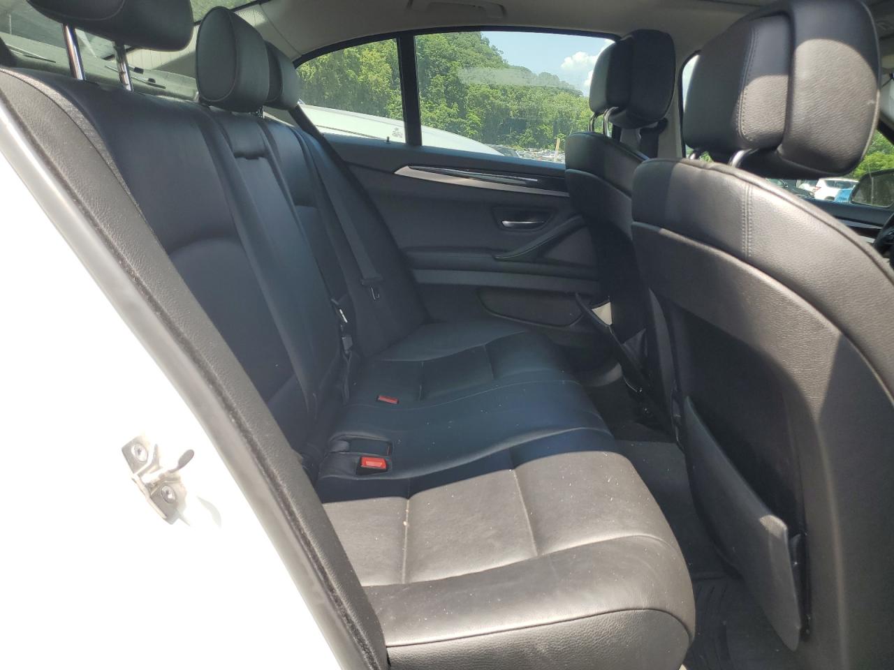 2012 BMW 528 Xi VIN: WBAXH5C55CDW10725 Lot: 65223455