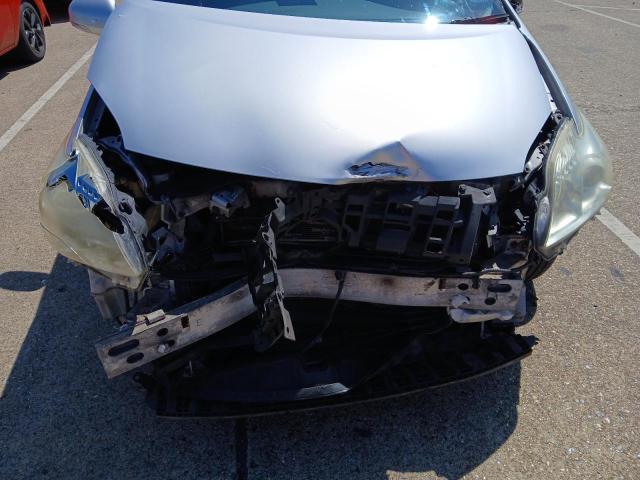 2011 TOYOTA PRIUS T SP