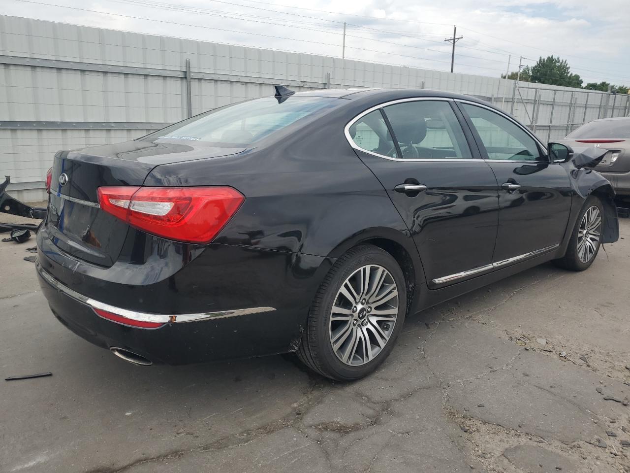 2014 Kia Cadenza Premium VIN: KNALN4D72E5136683 Lot: 66037065