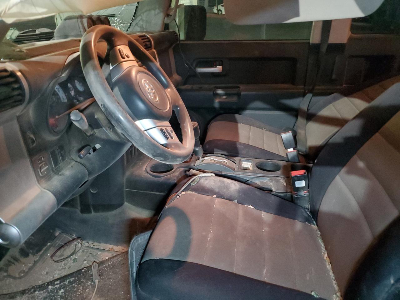 2013 Toyota Fj Cruiser VIN: 173569 Lot: 64907405