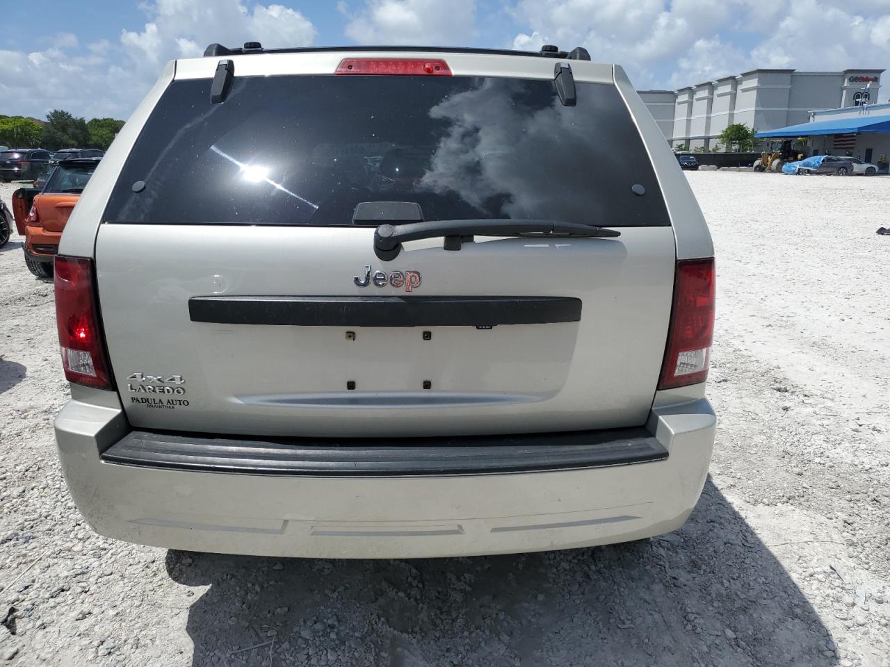 2009 Jeep Grand Cherokee Laredo VIN: 1J8GR48KX9C515562 Lot: 65516105