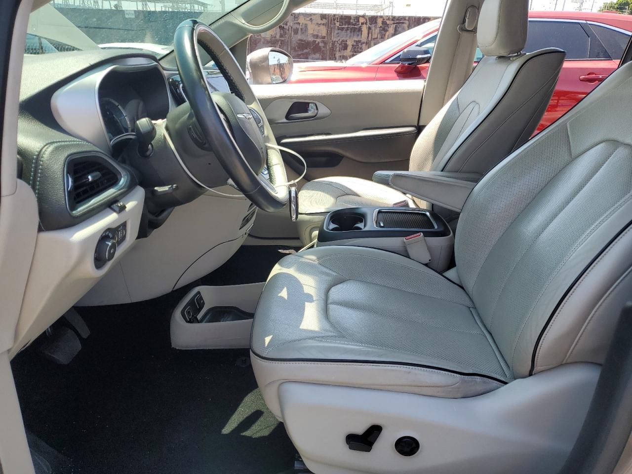 2018 Chrysler Pacifica Hybrid Limited VIN: 2C4RC1N75JR168394 Lot: 65030565