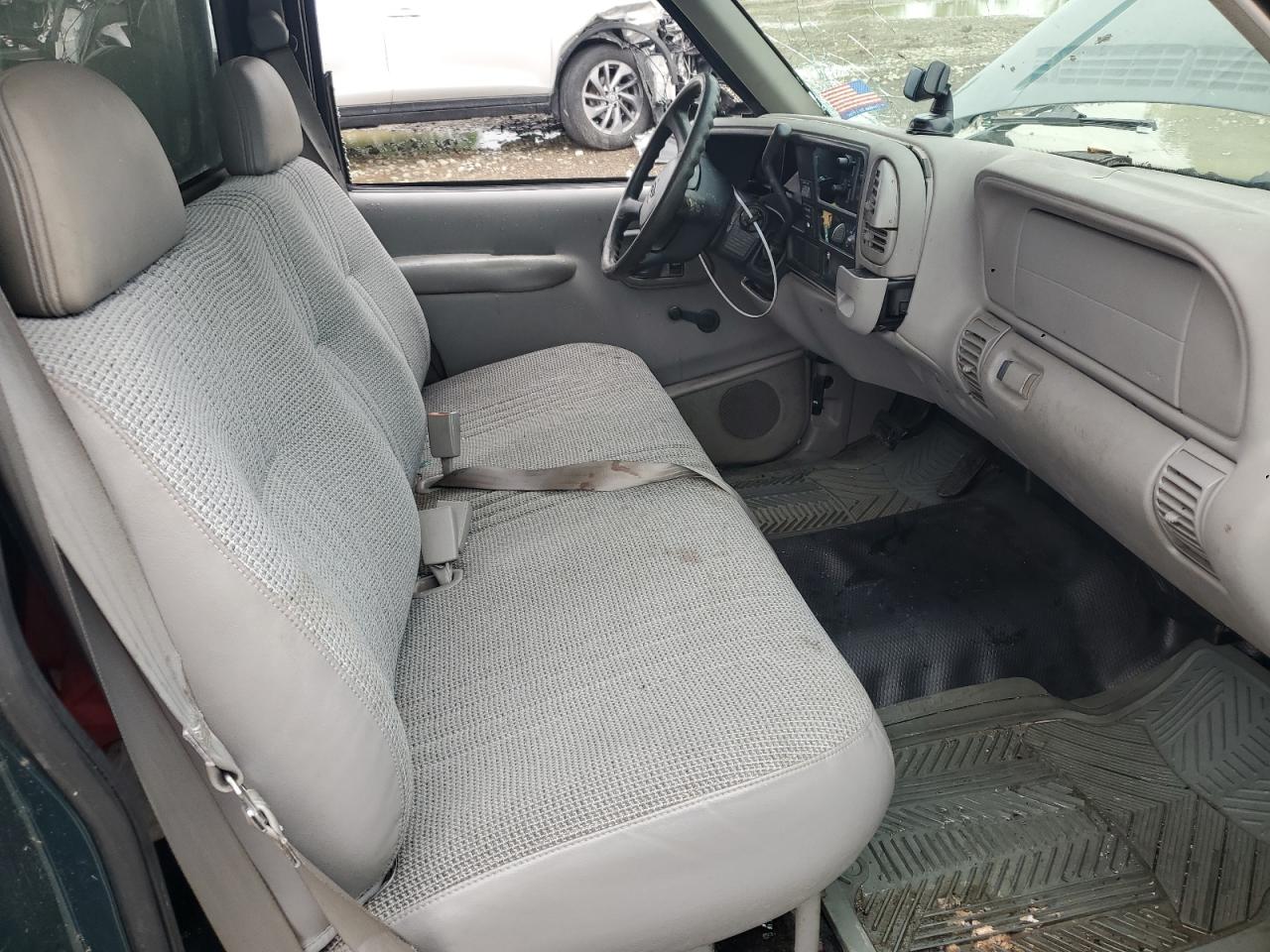 1998 Chevrolet Gmt-400 C1500 VIN: 1GCEC14W2WZ260938 Lot: 66445495