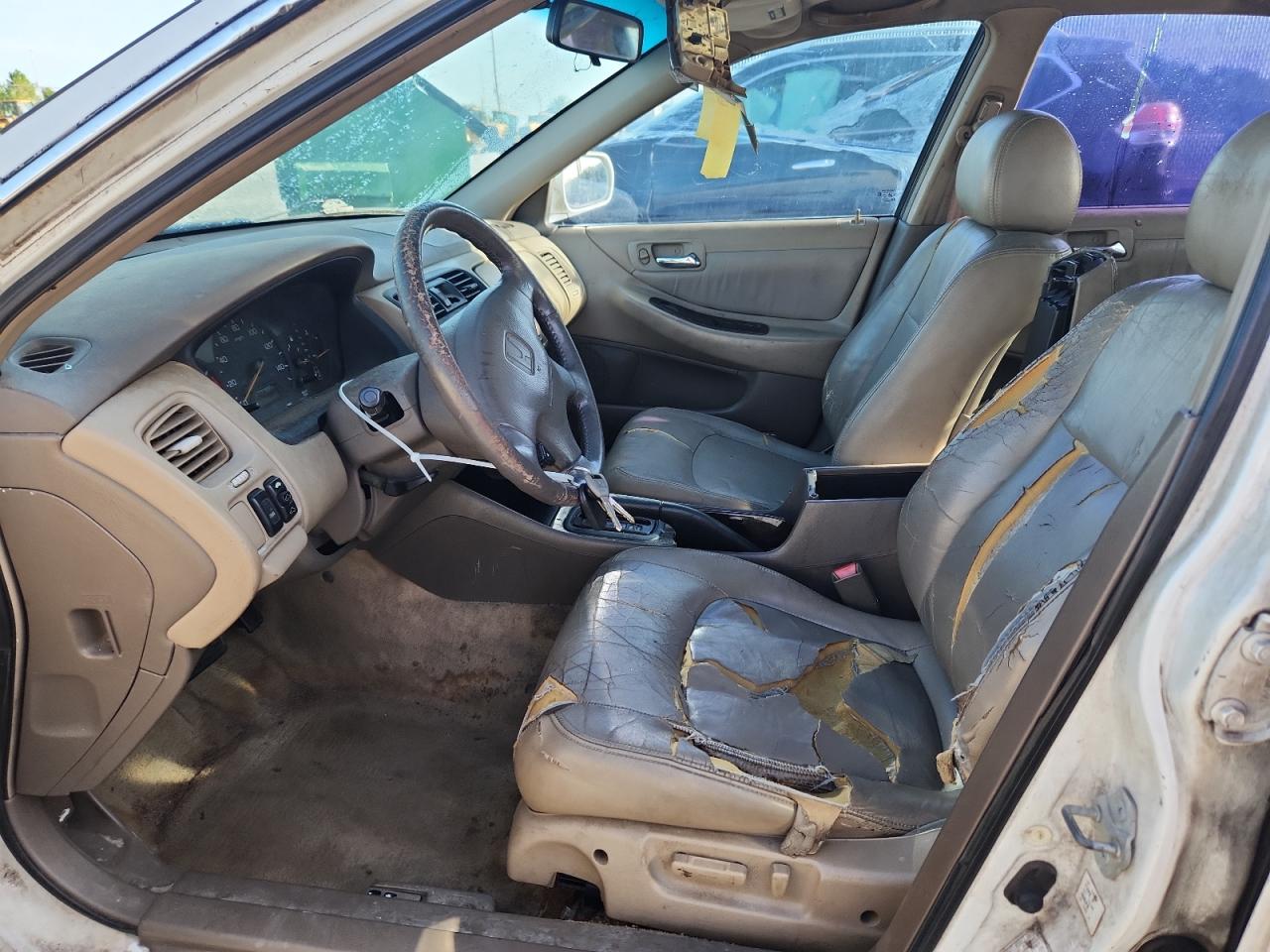 2000 Honda Accord Ex VIN: 1HGCG1659YA091598 Lot: 63039595