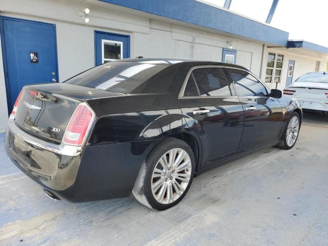  CHRYSLER 300 2012 Czarny