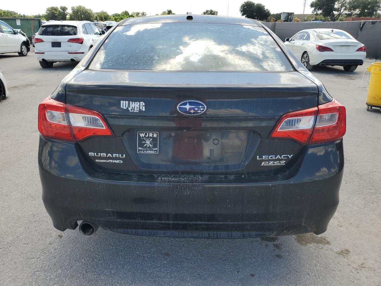 2015 Subaru Legacy 2.5I Premium VIN: 4S3BNAC61F3010818 Lot: 65973965