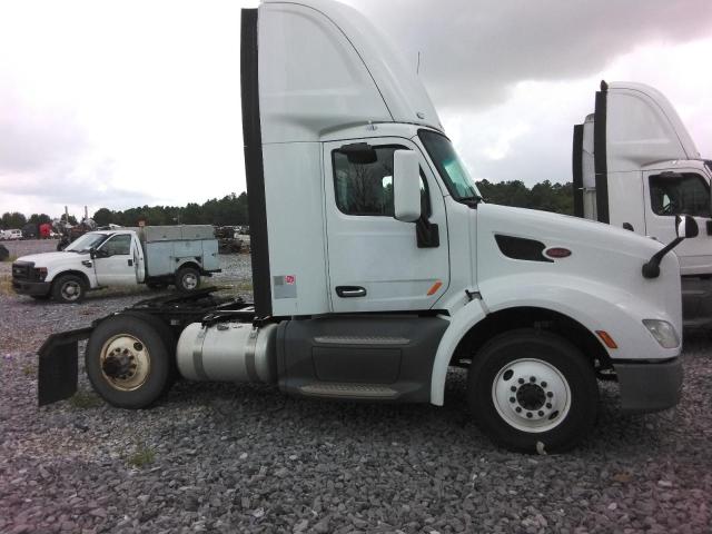 2016 PETERBILT 579 SEMI TRUCK for sale at Copart TN - MEMPHIS
