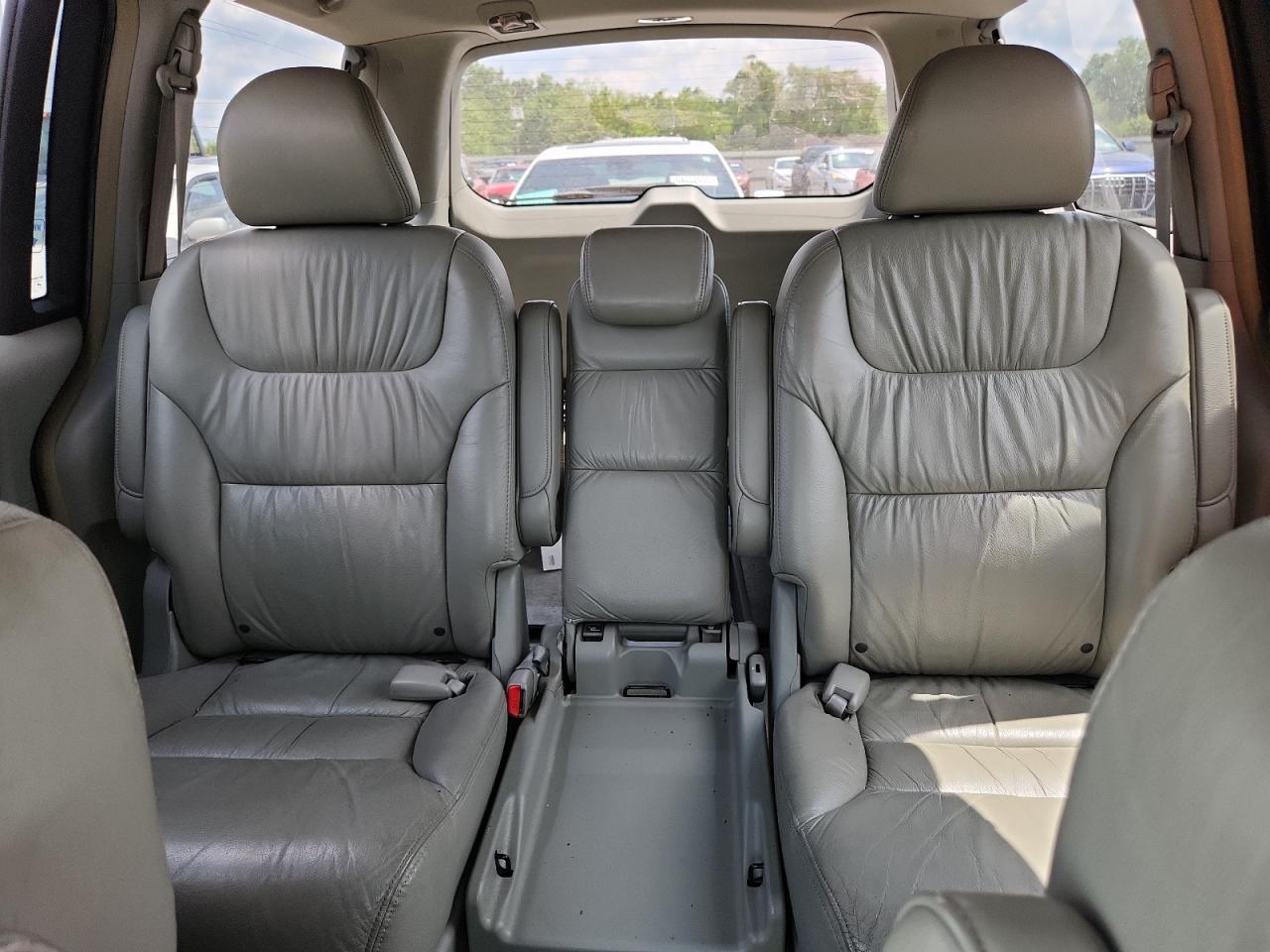 2006 Honda Odyssey Exl VIN: 5FNRL38696B055453 Lot: 63696165
