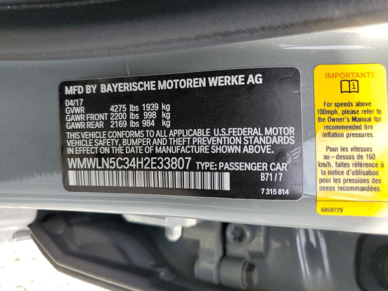 WMWLN5C34H2E33807 2017 Mini Cooper Clubman