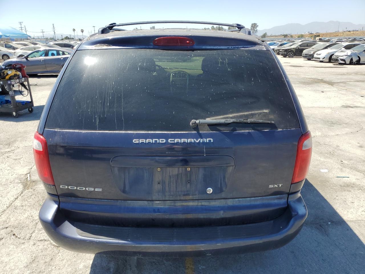 2004 Dodge Grand Caravan Sxt VIN: 2D4GP44L64R570444 Lot: 63784795