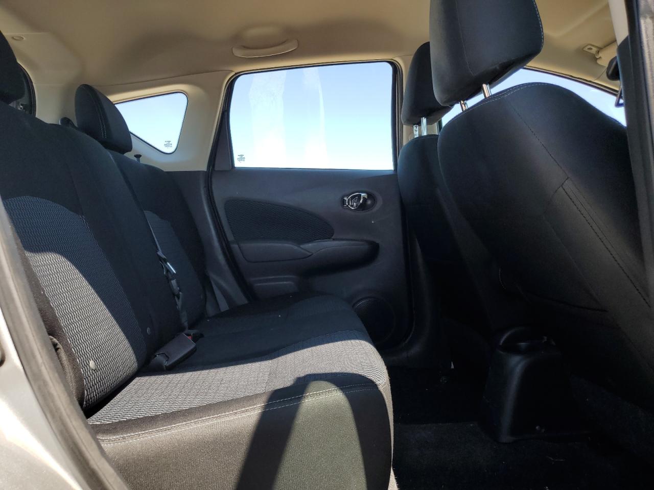 2015 Nissan Versa Note S VIN: 3N1CE2CP7FL404589 Lot: 65246895